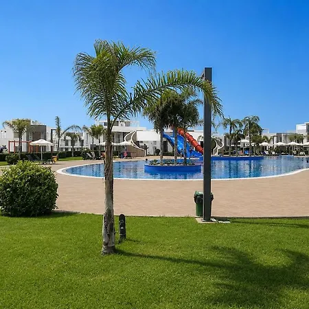 2br Penthouse With Roof Terrace Διαμέρισμα Παραλίμνι